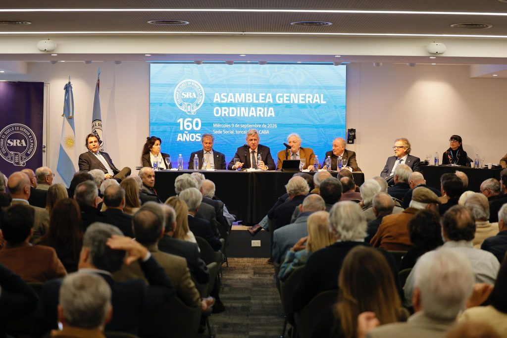 Pino seguirá al frente de la Sociedad Rural tras imponerse a Pereda